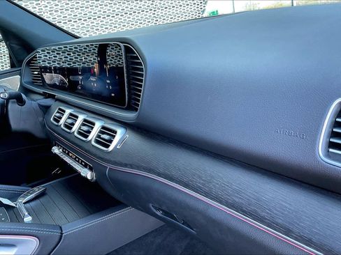 Used 2024 Mercedes-Benz GLE 350 4MATIC image 17