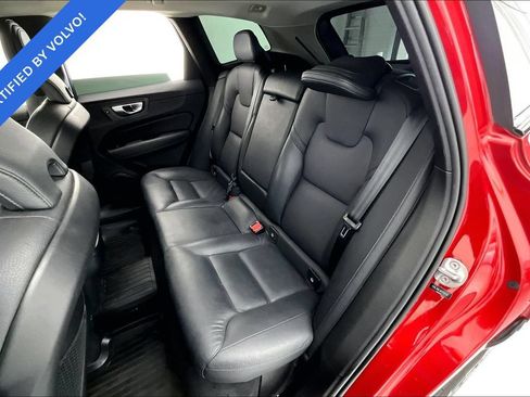 Certified 2024 Volvo XC60 B5 Plus w/ Protection Package Premier AWD/4WD image 34