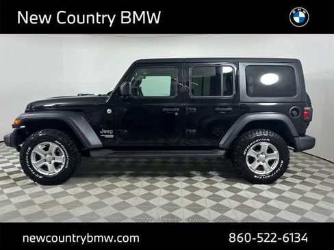 Used 2018 Jeep Wrangler Unlimited Sport S image 4