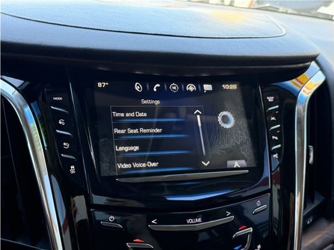 Used 2018 Cadillac Escalade Premium Luxury AWD/4WD image 52