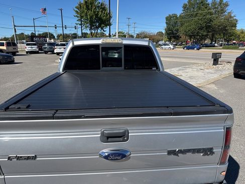 Used 2014 Ford F150 Raptor w/ Equipment Group 801A Luxury image 16