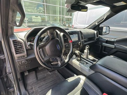 Used 2018 Ford F150 Raptor w/ Equipment Group 802A Luxury AWD/4WD image 3