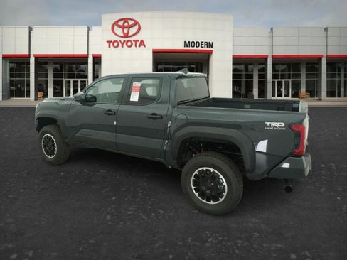 New 2026 Toyota Tacoma TRD Off-Road AWD/4WD image 9