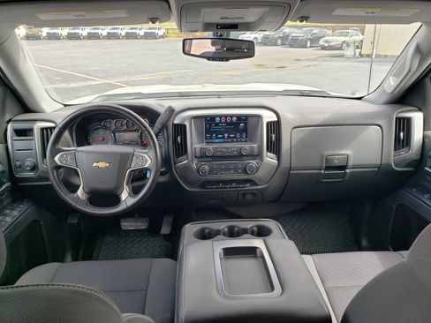 Used 2018 Chevrolet Silverado 1500 LT image 29