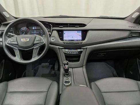 Certified 2024 Cadillac XT5 Premium Luxury w/ LPO, Floor Liner Package AWD/4WD image 24
