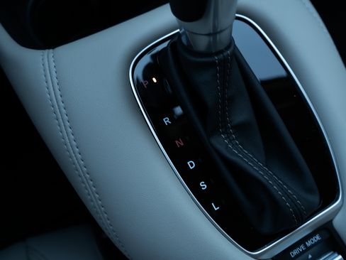 Used 2026 Honda HR-V EX-L image 30