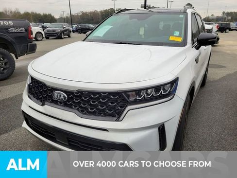 Used 2021 Kia Sorento EX w/ Panoramic Sunroof Package image 3