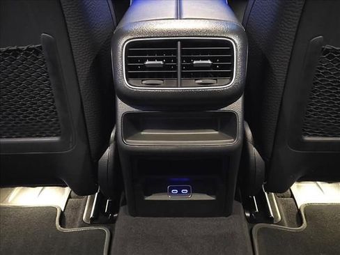 Used 2024 Mercedes-Benz GLE 350 4MATIC image 31