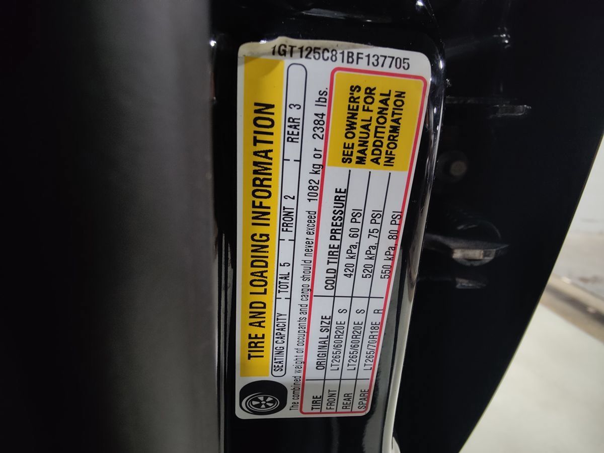 Used 2011 GMC Sierra 2500 Denali AWD/4WD image 28
