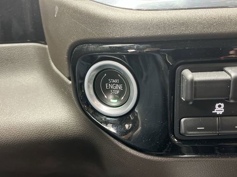 Certified 2023 GMC Sierra 1500 SLT w/ SLT Premium Package image 23