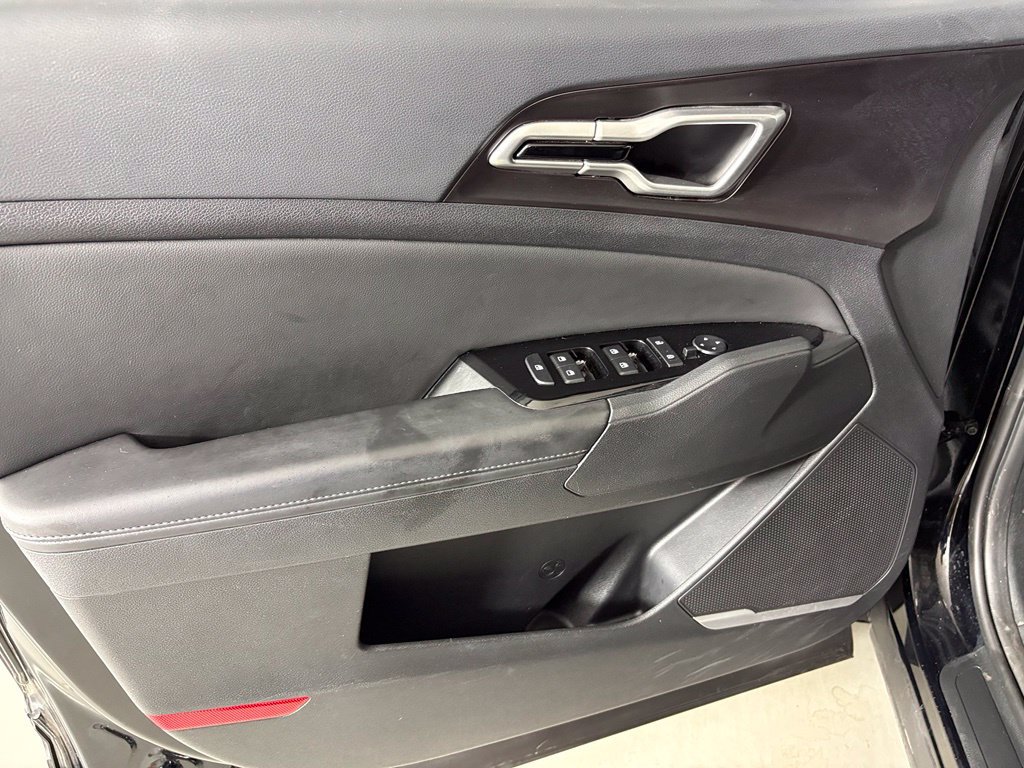 Used 2024 Kia Sportage EX FWD image 15