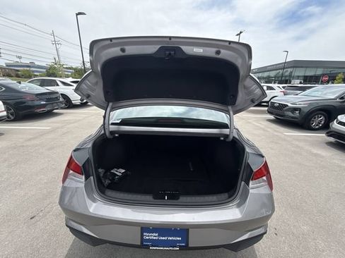 Certified 2023 Hyundai Elantra SEL w/ Convenience Package FWD image 22