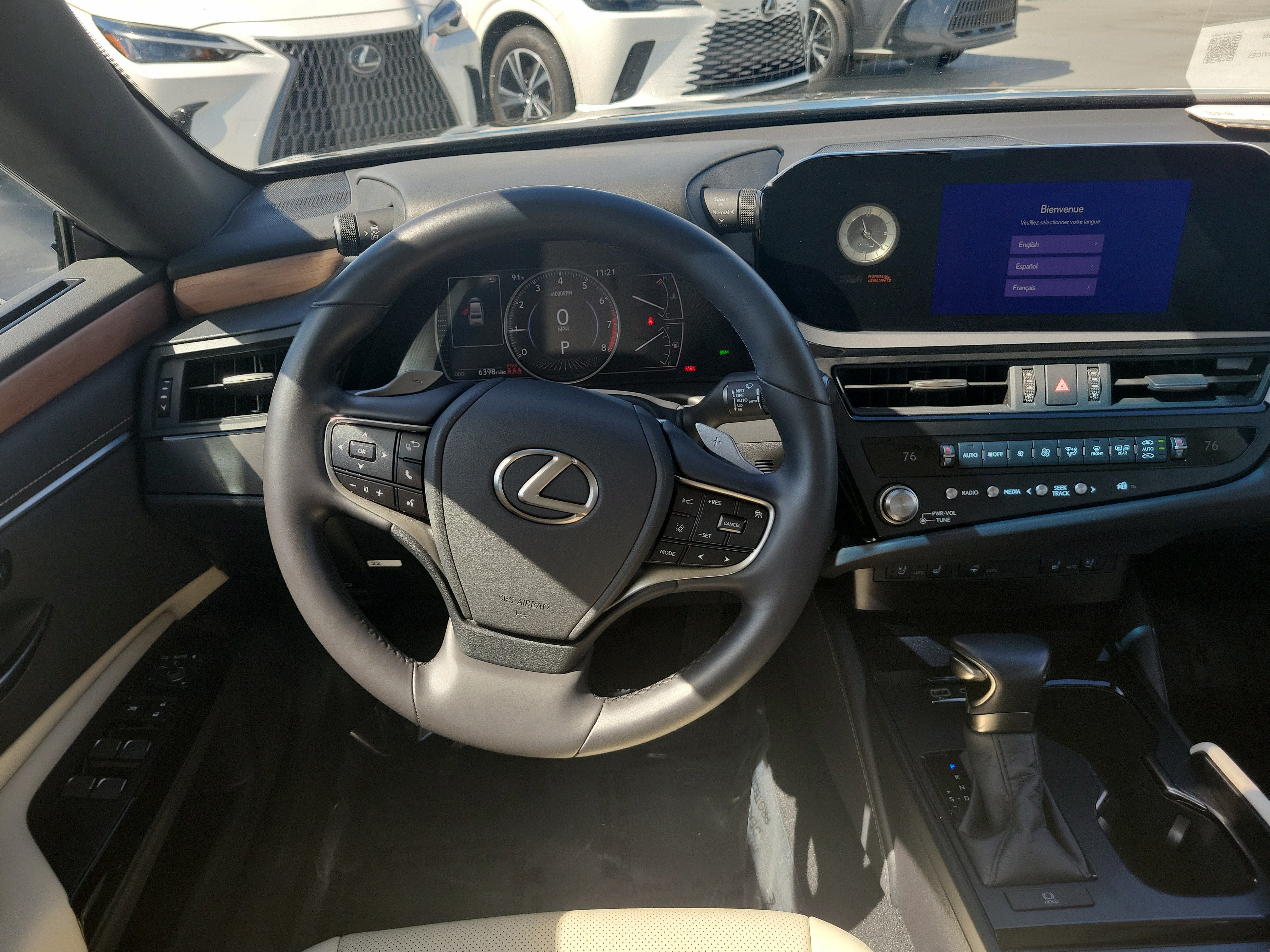 Used 2025 Lexus ES 350 w/ Premium Package FWD image 15
