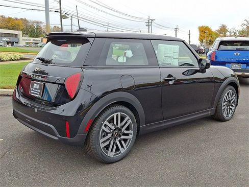 New 2026 MINI Cooper S image 3