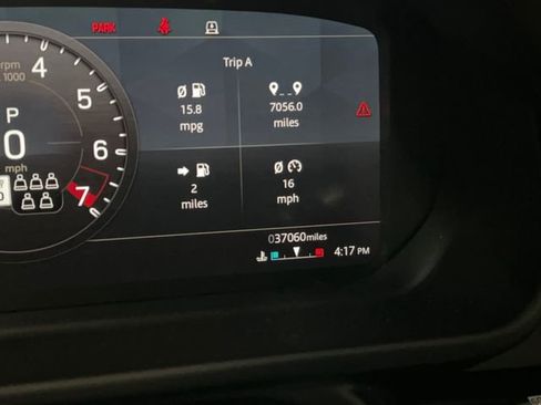 Used 2020 Land Rover Defender 110 First Edition image 17