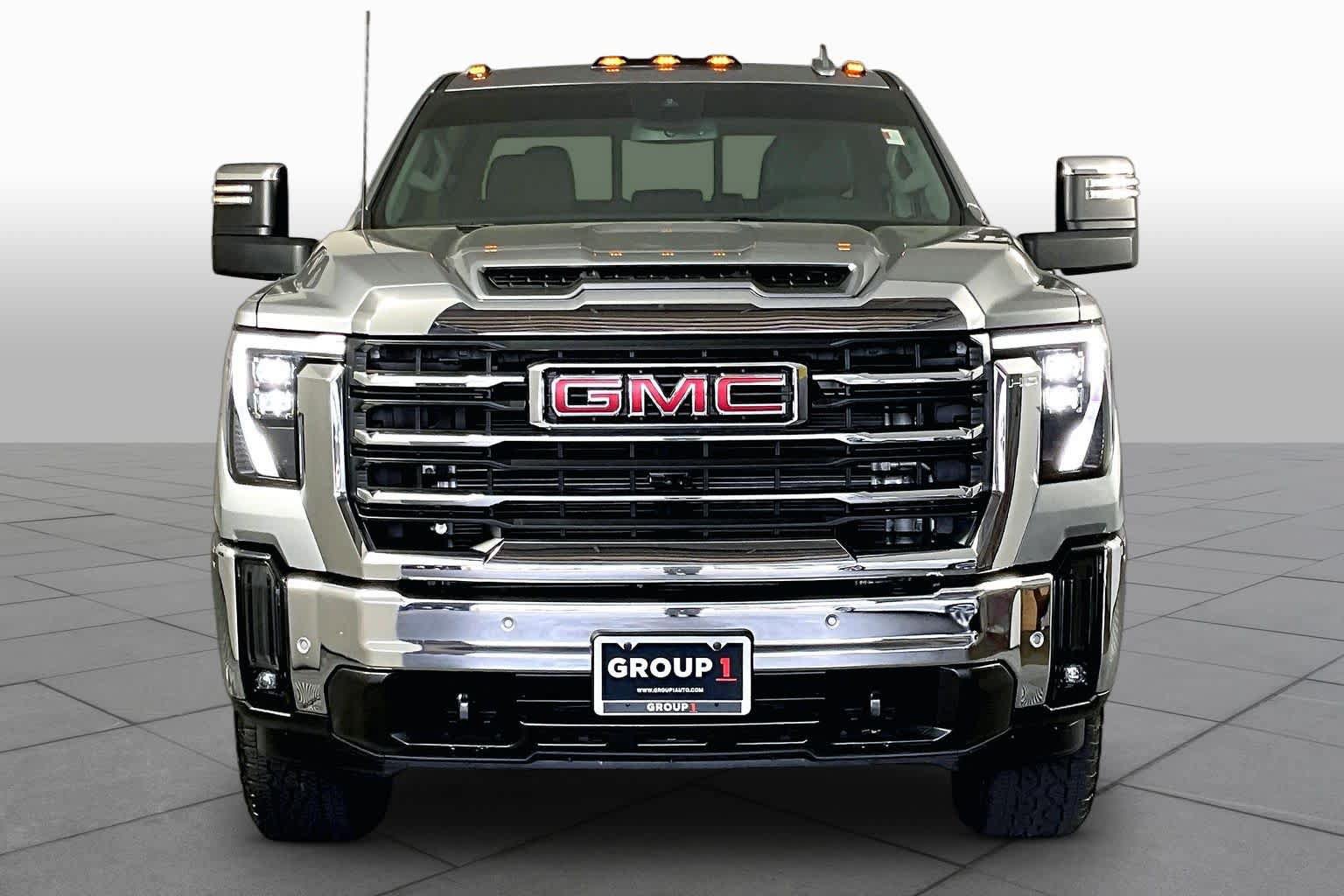 Used 2025 GMC Sierra 2500 SLT w/ Texas SLT Premium Package AWD/4WD image 4