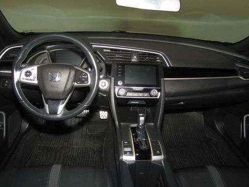 Used 2020 Honda Civic Sport image 14