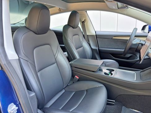 Used 2023 Tesla Model 3 Standard Range RWD image 38