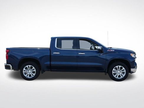 Used 2023 Chevrolet Silverado 1500 LTZ AWD/4WD image 2