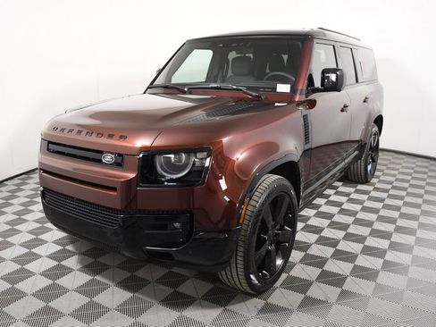 New 2026 Land Rover Defender 130 X-Dynamic SE AWD/4WD image 6
