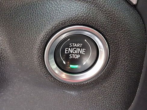 Used 2022 GMC Sierra 1500 SLT w/ SLT Premium Package AWD/4WD image 23