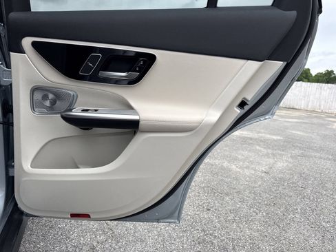 Certified 2025 Mercedes-Benz GLC 350e 4MATIC image 31
