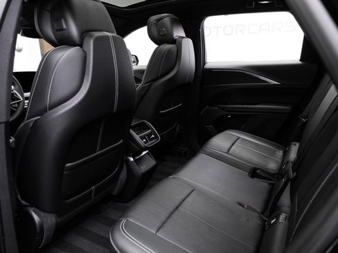 Used 2024 Cadillac Lyriq Sport AWD/4WD image 37