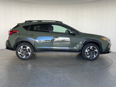 New 2026 Subaru Crosstrek 2.5i Limited w/ Crosstrek Mirror Package AWD/4WD image 8