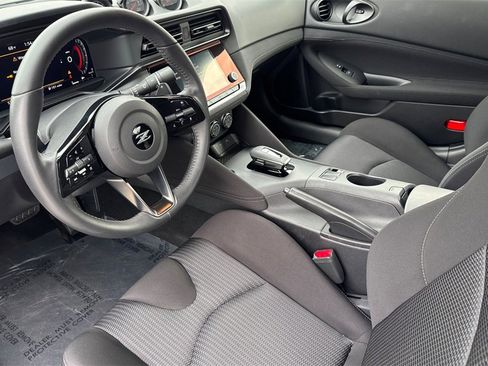 Used 2024 Nissan Z Sport w/ Floor Mat Package image 10