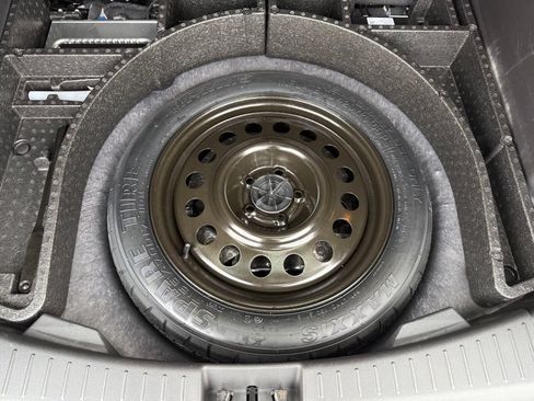 Used 2019 Ford Escape Titanium AWD/4WD image 20
