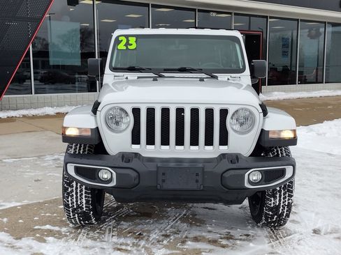 Used 2023 Jeep Wrangler Sahara image 2