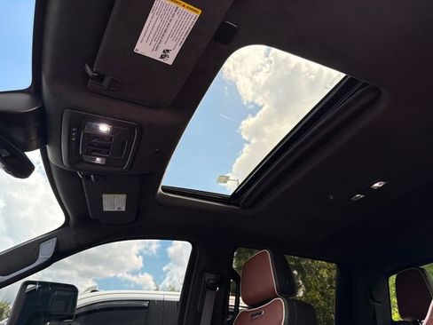 Used 2024 GMC Sierra 3500 Denali Ultimate AWD/4WD image 31