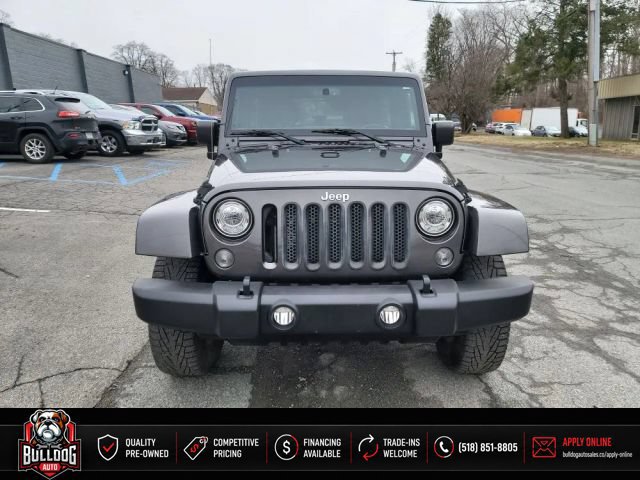 Used 2017 Jeep Wrangler Unlimited Rubicon w/ Connectivity Group AWD/4WD image 2