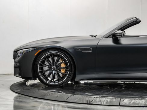 Used 2024 Mercedes-Benz SL 63 AMG S e Performance 4MATIC image 11