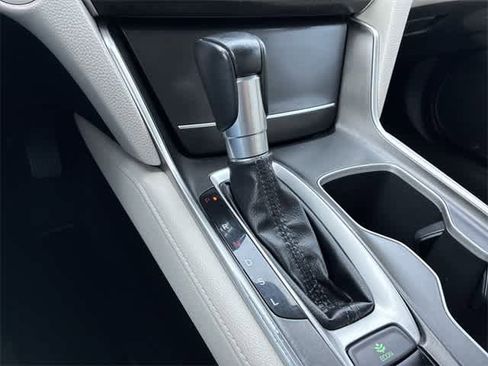 Used 2020 Honda Accord EX-L image 35