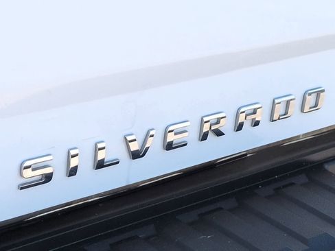 Used 2018 Chevrolet Silverado 1500 LT w/ Texas Edition AWD/4WD image 13