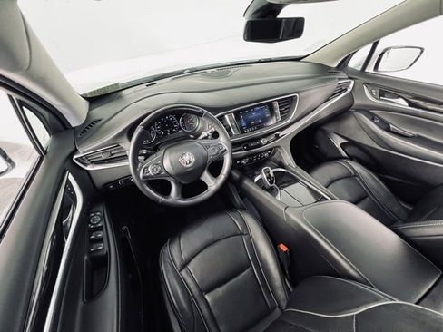 Used 2021 Buick Enclave Avenir image 11
