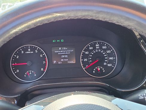 Certified 2023 Kia Seltos S w/ Navigation Package FWD image 31