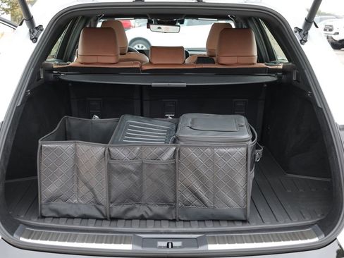 New 2025 Toyota Crown Signia image 29