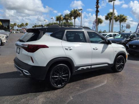 Used 2022 Kia Seltos Nightfall Edition AWD/4WD image 4