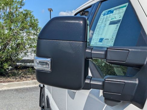 New 2025 Ford F250 Platinum image 13