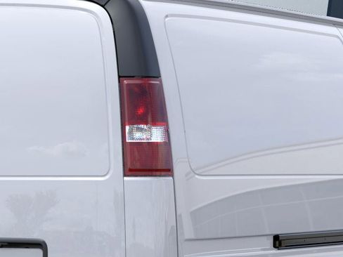 New 2025 GMC Savana 2500 Extended w/ Driver Convenience Package image 99