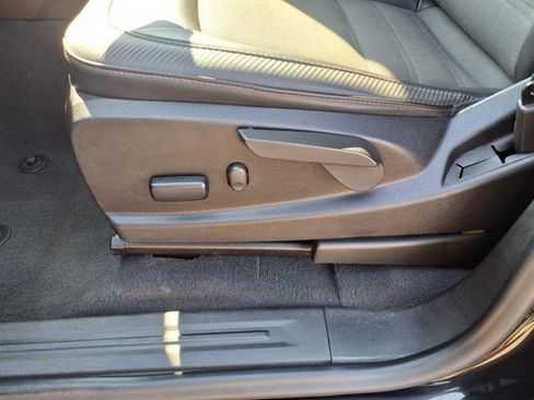 Used 2022 GMC Canyon AT4 w/ Trailering Package image 16