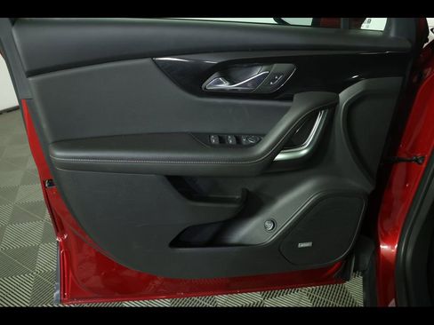 Used 2023 Chevrolet Blazer Premier image 23