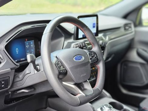 Used 2025 Ford Escape ST-Line FWD image 13