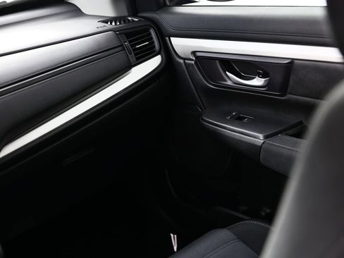 Used 2021 Honda CR-V LX image 28