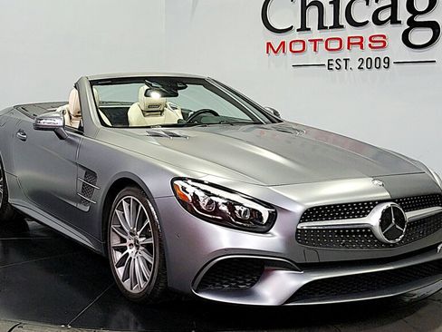 Used 2017 Mercedes-Benz SL 450 image 2