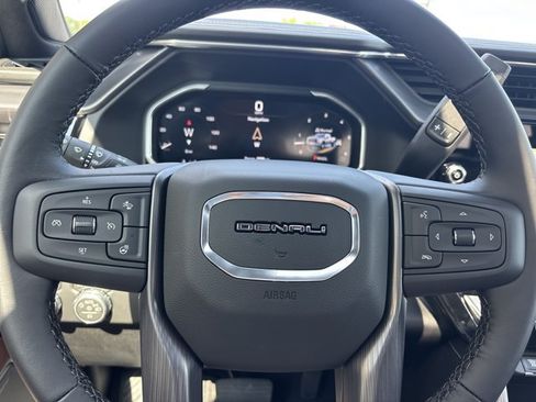 New 2026 GMC Sierra 3500 Denali Ultimate w/ LPO, Black Badging Package AWD/4WD image 31