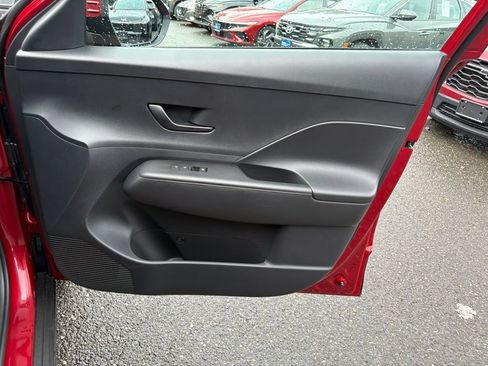 Certified 2024 Hyundai Kona SEL AWD/4WD image 10