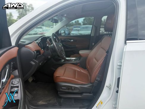 Used 2021 Chevrolet Traverse High Country AWD/4WD image 11